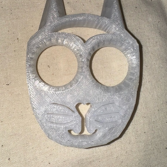 Polycarbonate Rabbit Knuckle - Picture 2 of 4